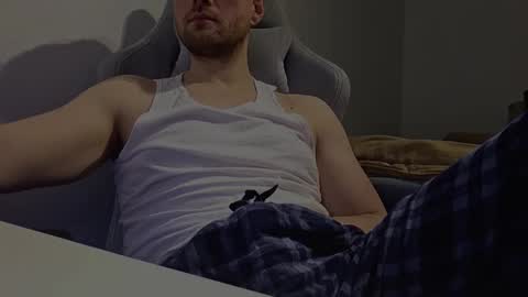 bottomtsinner online show from February 13, 2026, 11:23 pm