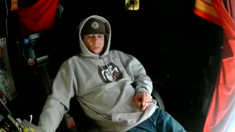 Bowerboi1217 online show from May 17, 2026, 6:55 am