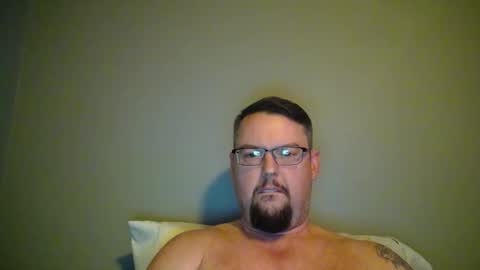 bowtieguy84 online show from March 26, 2026, 3:01 am