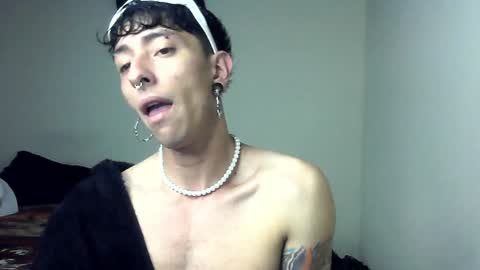 Snapshot of boy_fox_guys chatting on January 9, 2025, 1:13 pm Boy Astro online show from January 9, 2025, 1:13 pm