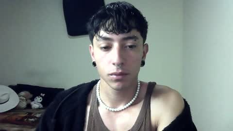 Snapshot of boy_fox_guys chatting on January 16, 2025, 11:37 am Boy Astro online show from January 16, 2025, 11:37 am