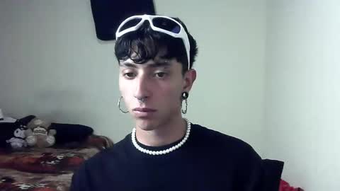 Snapshot of boy_fox_guys chatting on January 18, 2025, 12:13 am Boy Astro online show from January 18, 2025, 12:13 am
