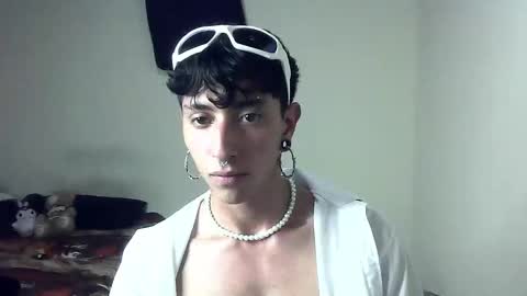 Snapshot of boy_fox_guys chatting on January 25, 2025, 11:22 pm Boy Astro online show from January 25, 2025, 11:22 pm