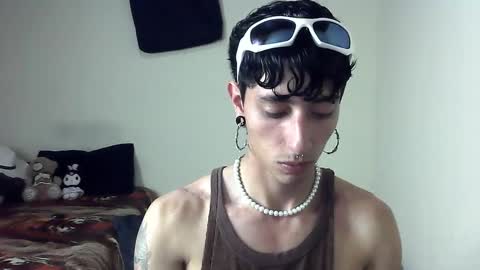 Snapshot of boy_fox_guys chatting on February 8, 2025, 12:28 am Boy Astro online show from February 8, 2025, 12:28 am