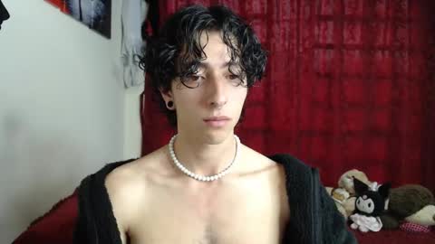 Snapshot of boy_fox_guys chatting on September 22, 2025, 10:34 pm Boy Astro online show from September 22, 2025, 10:34 pm