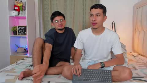 Snapshot of boy_jerry chatting on March 3, 2026, 5:02 am boy_jerry online show from March 3, 2026, 5:02 am