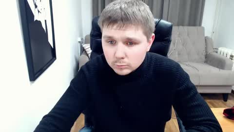 Snapshot of boy_sweet7 chatting on February 16, 2025, 6:43 pm John online show from February 16, 2025, 6:43 pm