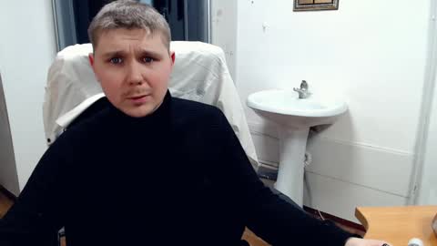Snapshot of boy_sweet7 chatting on March 3, 2025, 2:15 am John online show from March 3, 2025, 2:15 am