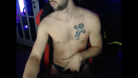 boy_t0y89 online show from December 16, 2024, 6:16 pm