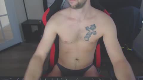 boy_t0y89 online show from March 3, 2025, 3:20 pm