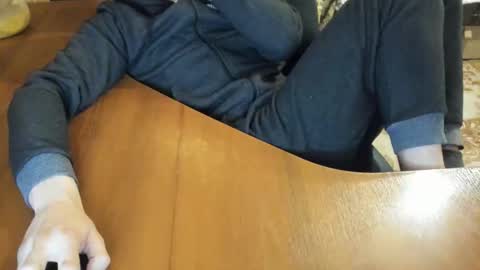 BoyApollon online show from October 27, 2025, 5:44 am