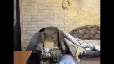 BoyApollon online show from November 10, 2025, 4:17 pm