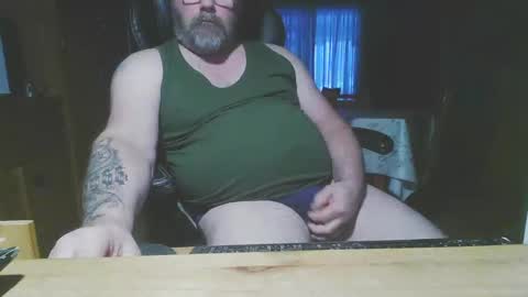 boybob6666 online show from January 7, 2025, 12:41 pm