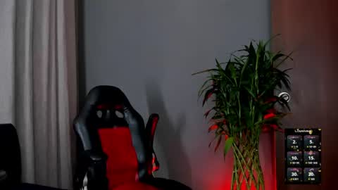 boyc02_ online show from June 16, 2026, 12:08 pm