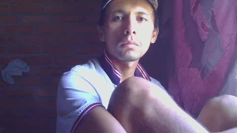 Boy online show from April 14, 2026, 4:57 pm