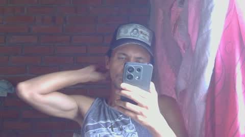 Boy online show from April 18, 2026, 6:34 pm