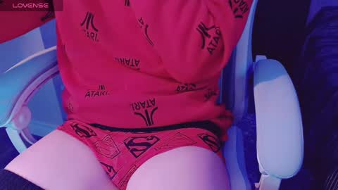 Snapshot of boycurious95 chatting on January 2, 2025, 5:03 am Atari online show from January 2, 2025, 5:03 am