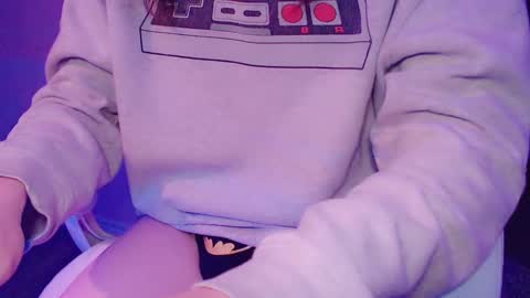 Snapshot of boycurious95 chatting on January 6, 2025, 3:31 am Atari online show from January 6, 2025, 3:31 am