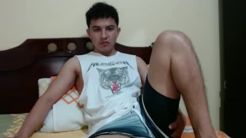 boyfit2023 online show from February 8, 2025, 2:26 am