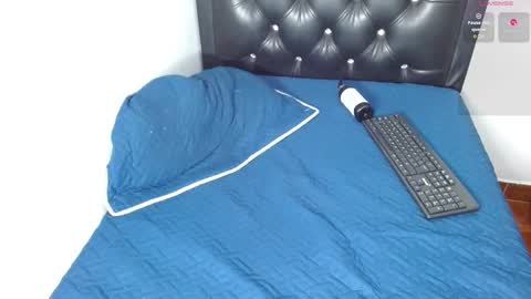 boyg_hots online show from November 11, 2025, 9:04 pm