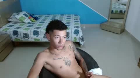 Snapshot of boyhot_sw chatting on February 14, 2025, 4:47 am boyhot_sw online show from February 14, 2025, 4:47 am
