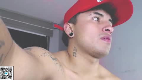 Snapshot of boylatin_777 chatting on September 24, 2025, 4:49 am miguel online show from September 24, 2025, 4:49 am