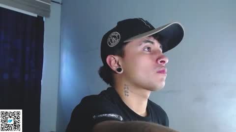 Snapshot of boylatin_777 chatting on September 28, 2025, 12:32 pm miguel online show from September 28, 2025, 12:32 pm