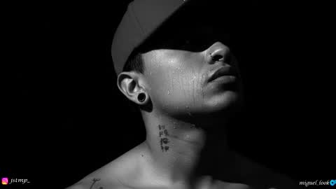 Snapshot of boylatin_777 chatting on October 6, 2025, 10:29 pm miguel online show from October 6, 2025, 10:29 pm