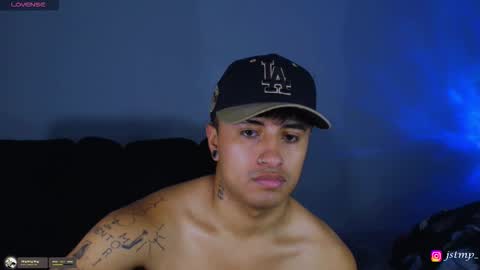 Snapshot of boylatin_777 chatting on November 5, 2025, 2:17 pm miguel online show from November 5, 2025, 2:17 pm