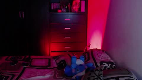 Snapshot of boylatin_777 chatting on February 19, 2026, 12:39 am miguel online show from February 19, 2026, 12:39 am