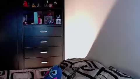 Snapshot of boylatin_777 chatting on March 5, 2026, 11:34 pm miguel online show from March 5, 2026, 11:34 pm