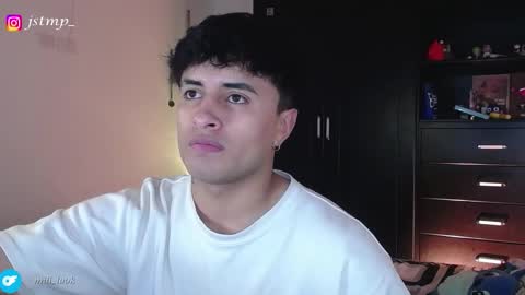 Snapshot of boylatin_777 chatting on March 11, 2026, 2:01 pm miguel online show from March 11, 2026, 2:01 pm