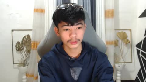 Snapshot of boynextdoor4ux chatting on December 6, 2024, 4:03 am HI IM JAMES DONT FORGET GIVE ME THUMBS UP AND JOIN TO MY FANCLUB online show from December 6, 2024, 4:03 am