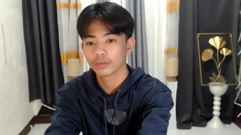 Snapshot of boynextdoor4ux chatting on January 5, 2025, 8:21 pm HI IM JAMES DONT FORGET GIVE ME THUMBS UP AND JOIN TO MY FANCLUB online show from January 5, 2025, 8:21 pm
