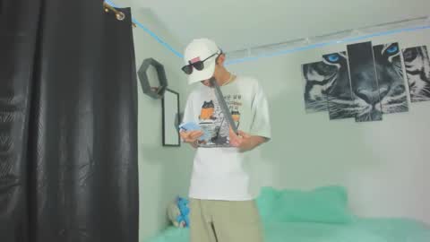 boys4hot_777 online show from March 1, 2025, 1:43 am