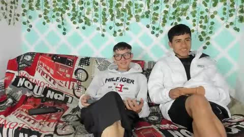 boys4hot_777 online show from March 7, 2025, 12:26 am