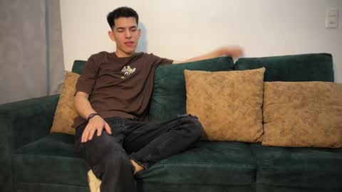 Kevin  hernan online show from February 22, 2025, 3:12 am