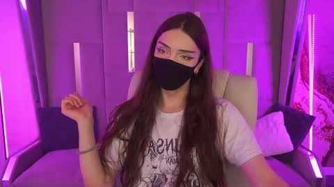 Nova online show from November 16, 2025, 11:21 pm