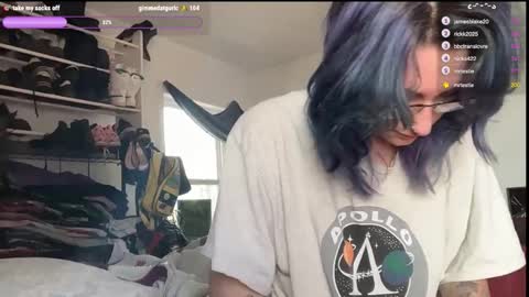 Snapshot of boywithbug chatting on March 7, 2026, 3:42 pm boywithbug online show from March 7, 2026, 3:42 pm