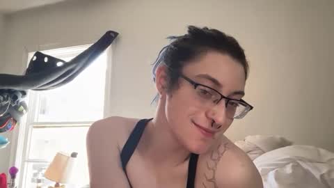 Snapshot of boywithbug chatting on March 9, 2026, 6:45 pm boywithbug online show from March 9, 2026, 6:45 pm