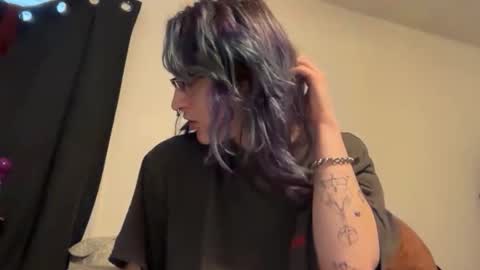 Snapshot of boywithbug chatting on March 12, 2026, 1:39 pm boywithbug online show from March 12, 2026, 1:39 pm