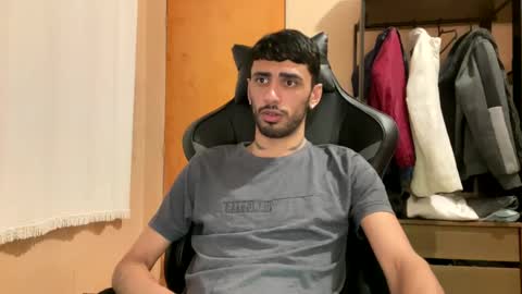 boyzinm2 online show from October 3, 2025, 11:57 pm