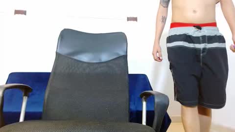 Snapshot of br4ndon_cooper chatting on November 14, 2025, 5:44 pm Brandon online show from November 14, 2025, 5:44 pm