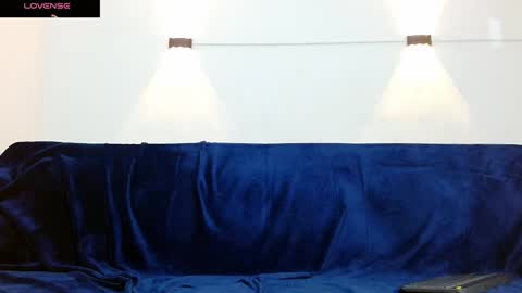 Snapshot of br4ndon_cooper chatting on December 4, 2025, 7:11 pm Brandon online show from December 4, 2025, 7:11 pm