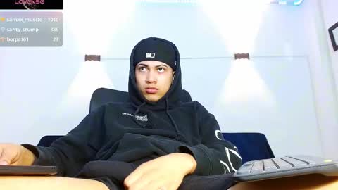 Snapshot of br4ndon_cooper chatting on December 5, 2025, 8:27 pm Brandon online show from December 5, 2025, 8:27 pm