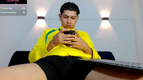 Snapshot of br4ndon_cooper chatting on December 20, 2025, 6:48 pm Brandon online show from December 20, 2025, 6:48 pm