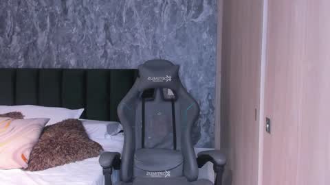 instagramBrad mayers1twittermayersbrad online show from November 25, 2025, 1:27 am