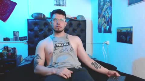 Snapshot of brad_hot_boy chatting on December 5, 2024, 12:30 am brad hot boy online show from December 5, 2024, 12:30 am