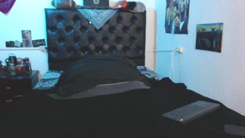 Snapshot of brad_hot_boy chatting on February 12, 2025, 5:37 pm brad hot boy online show from February 12, 2025, 5:37 pm