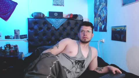 Snapshot of brad_hot_boy chatting on February 13, 2025, 7:10 pm brad hot boy online show from February 13, 2025, 7:10 pm